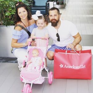 Meet your Posher, Whitney ann